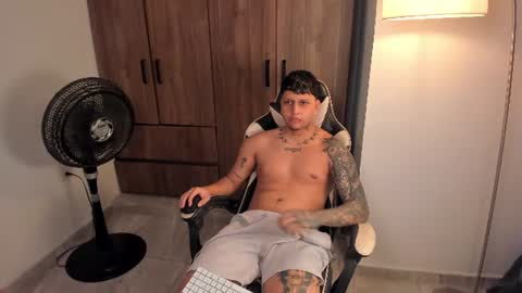 Snapshot of jake_pons chatting on June 13, 2026, 9:24 pm Jake Pons online show from June 13, 2026, 9:24 pm