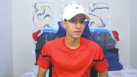 Hi guys im new 3 online show from December 10, 2024, 5:22 pm