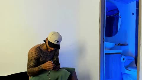 Snapshot of jakee_brown chatting on February 10, 2025, 4:41 am Santiago online show from February 10, 2025, 4:41 am