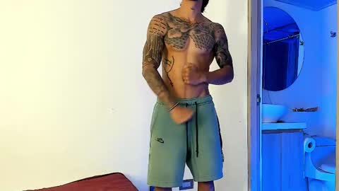 Snapshot of jakee_brown chatting on February 14, 2025, 7:07 am Santiago online show from February 14, 2025, 7:07 am