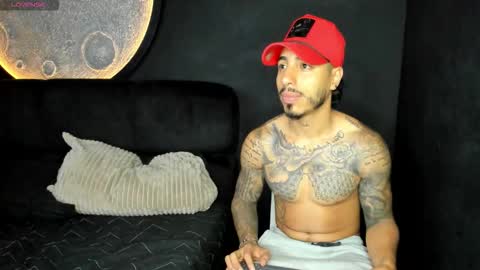 Snapshot of jakee_brown chatting on November 4, 2025, 6:45 am Santiago online show from November 4, 2025, 6:45 am