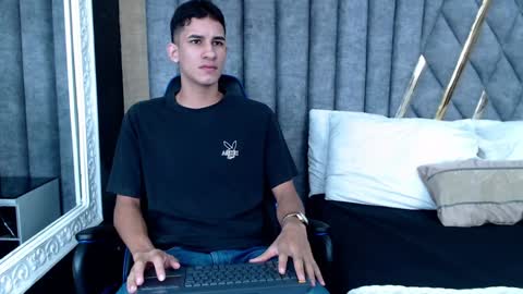 Snapshot of jakemoxleey chatting on January 10, 2025, 12:36 pm jakemoxleey online show from January 10, 2025, 12:36 pm