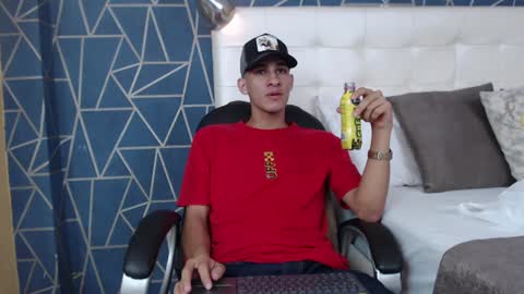 Snapshot of jakemoxleey chatting on January 11, 2025, 12:29 pm jakemoxleey online show from January 11, 2025, 12:29 pm