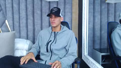 Snapshot of jakemoxleey chatting on February 9, 2025, 12:19 pm jakemoxleey online show from February 9, 2025, 12:19 pm