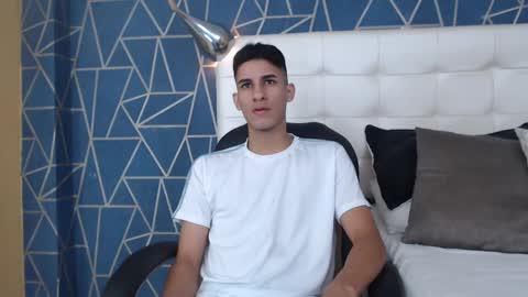 Snapshot of jakemoxleey chatting on February 12, 2025, 12:33 pm jakemoxleey online show from February 12, 2025, 12:33 pm