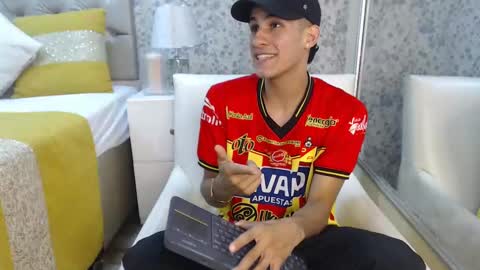 Snapshot of jakemoxleey chatting on March 8, 2025, 8:14 pm jakemoxleey online show from March 8, 2025, 8:14 pm