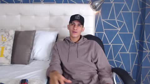 Snapshot of jakemoxleey chatting on March 12, 2025, 1:30 pm jakemoxleey online show from March 12, 2025, 1:30 pm