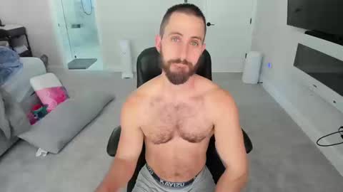 Snapshot of jakeorion chatting on October 18, 2025, 9:04 pm Jake Orion online show from October 18, 2025, 9:04 pm