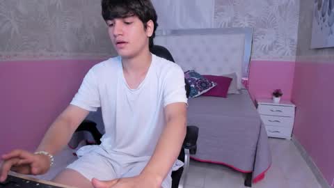 Jake online show from November 27, 2025, 1:13 pm