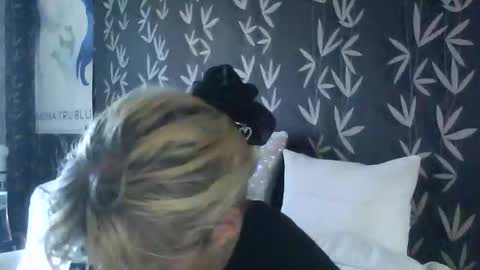 JAKKI LOUISE pornstar online show from September 11, 2025, 4:51 pm