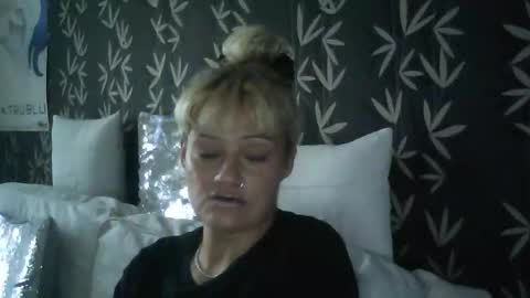 JAKKI LOUISE pornstar online show from September 12, 2025, 1:55 pm