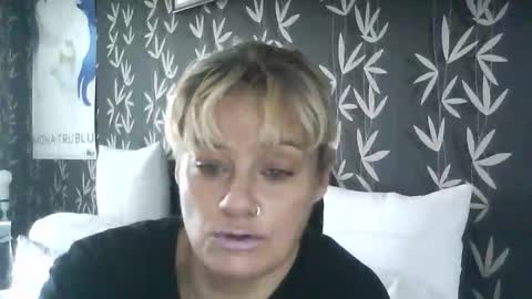 JAKKI LOUISE pornstar online show from October 23, 2025, 11:31 am