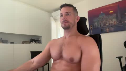 Muscle beast P online show from August 9, 2026, 6:07 am