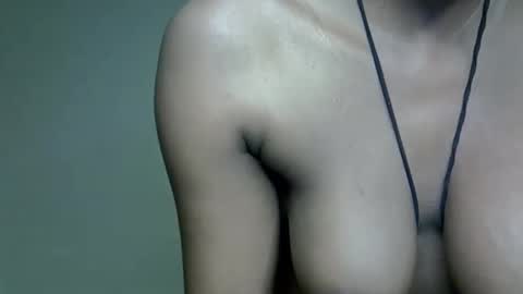 Snapshot of jalie_petite256 chatting on October 24, 2025, 6:37 pm immy the great online show from October 24, 2025, 6:37 pm