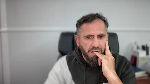 jam0786 online show from November 12, 2025, 2:56 am