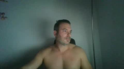 jam3s5959 online show from April 28, 2026, 10:15 pm