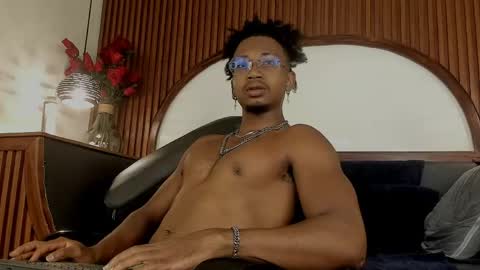 Snapshot of jamalmyst_ chatting on April 18, 2026, 10:52 am online show from April 18, 2026, 10:52 am