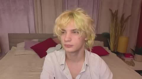 JameMiller online show from April 17, 2026, 6:27 am