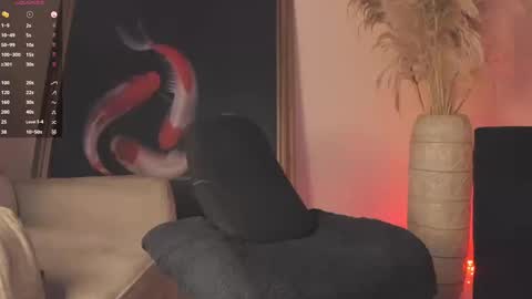 Juan online show from September 8, 2025, 8:52 pm