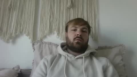 Snapshot of james_heron chatting on October 27, 2025, 8:40 am James Heron online show from October 27, 2025, 8:40 am