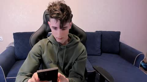 James online show from October 25, 2025, 6:35 pm