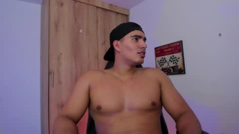 Snapshot of jamesgraay chatting on December 1, 2024, 10:10 pm James Gray online show from December 1, 2024, 10:10 pm