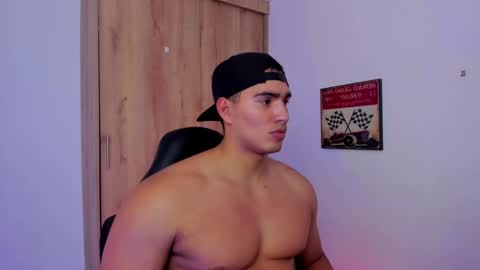 Snapshot of jamesgraay chatting on December 8, 2024, 8:20 am James Gray online show from December 8, 2024, 8:20 am