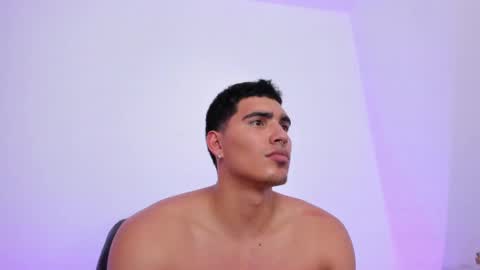 Snapshot of jamesgraay chatting on January 26, 2025, 10:23 am James Gray online show from January 26, 2025, 10:23 am