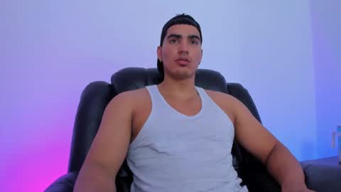 Snapshot of jamesgraay chatting on January 28, 2025, 9:51 am James Gray online show from January 28, 2025, 9:51 am