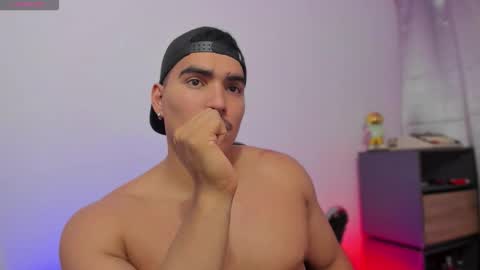 Snapshot of jamesgraay chatting on October 28, 2025, 10:52 am James Gray online show from October 28, 2025, 10:52 am