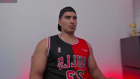 Snapshot of jamesgraay chatting on November 6, 2025, 7:15 pm James Gray online show from November 6, 2025, 7:15 pm