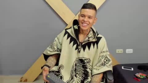 Jamesinked  online show from December 19, 2024, 2:35 pm