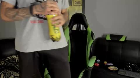 Jamesinked  online show from January 4, 2025, 2:14 am