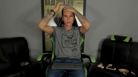 Jamesinked  online show from February 3, 2025, 2:03 am