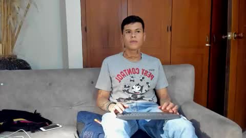 Jamesinked  online show from October 18, 2025, 2:47 am