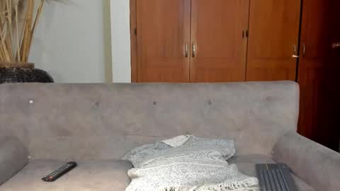 Jamesinked  online show from November 9, 2025, 3:16 am