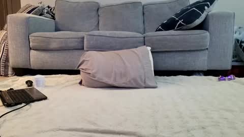 jamesjackin85 online show from February 28, 2025, 9:23 pm