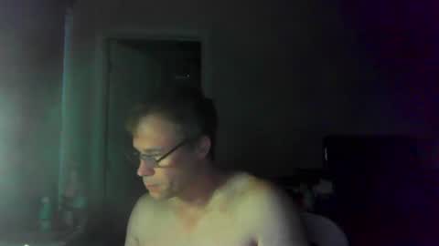 Snapshot of jamesjewels chatting on July 11, 2026, 9:34 am jamesjewels online show from July 11, 2026, 9:34 am