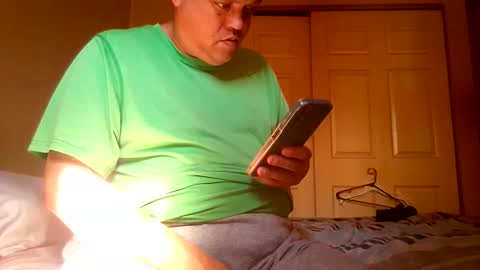 Snapshot of jameskamin30 chatting on June 1, 2026, 8:32 pm jameskamin30 online show from June 1, 2026, 8:32 pm