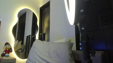 Snapshot of jamesowenn chatting on July 3, 2026, 6:09 am James Owenn online show from July 3, 2026, 6:09 am