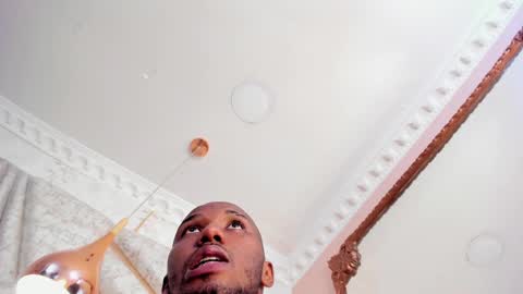 Snapshot of jamesparck chatting on February 25, 2025, 6:42 pm James online show from February 25, 2025, 6:42 pm