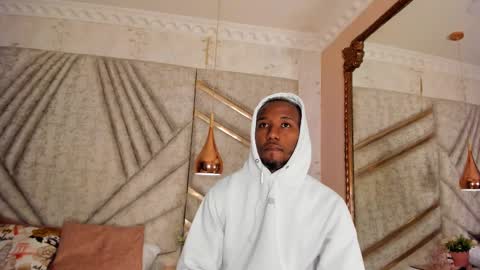 Snapshot of jamesparck chatting on March 5, 2025, 12:22 pm James online show from March 5, 2025, 12:22 pm