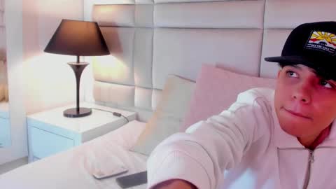 jamess_ford online show from January 20, 2025, 2:57 pm