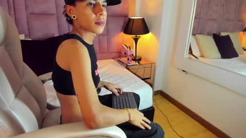 jamess_ford online show from February 11, 2025, 1:41 am