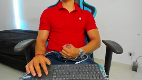 Jamess hott online show from January 18, 2025, 1:51 pm