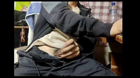 jamessama_0 online show from March 2, 2025, 8:16 am