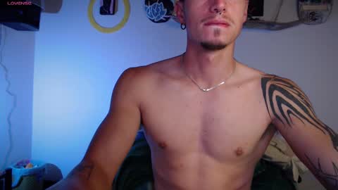 jamesss____ online show from September 25, 2025, 11:08 pm