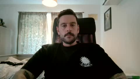 Snapshot of jamesuk420 chatting on July 13, 2026, 5:05 pm jamesuk420 online show from July 13, 2026, 5:05 pm