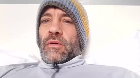 jamie198307 online show from April 13, 2026, 12:32 pm