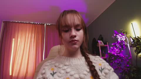 jamie_chung online show from April 3, 2026, 3:04 am